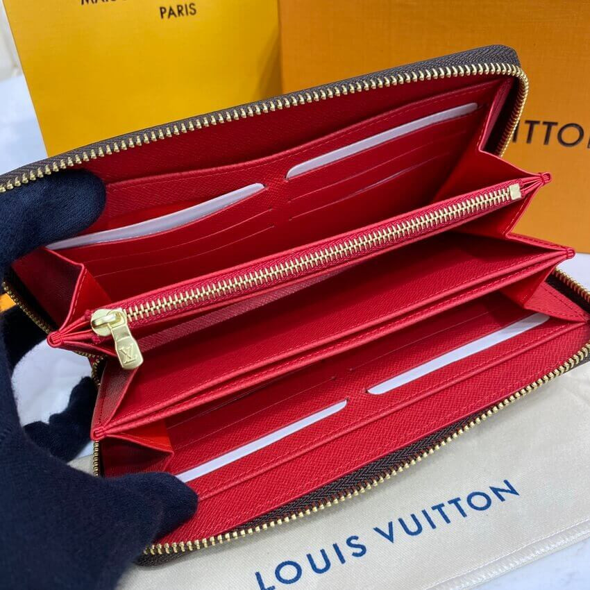 Louis Vuitton Monogram Canvas Zippy Wallet M80857
