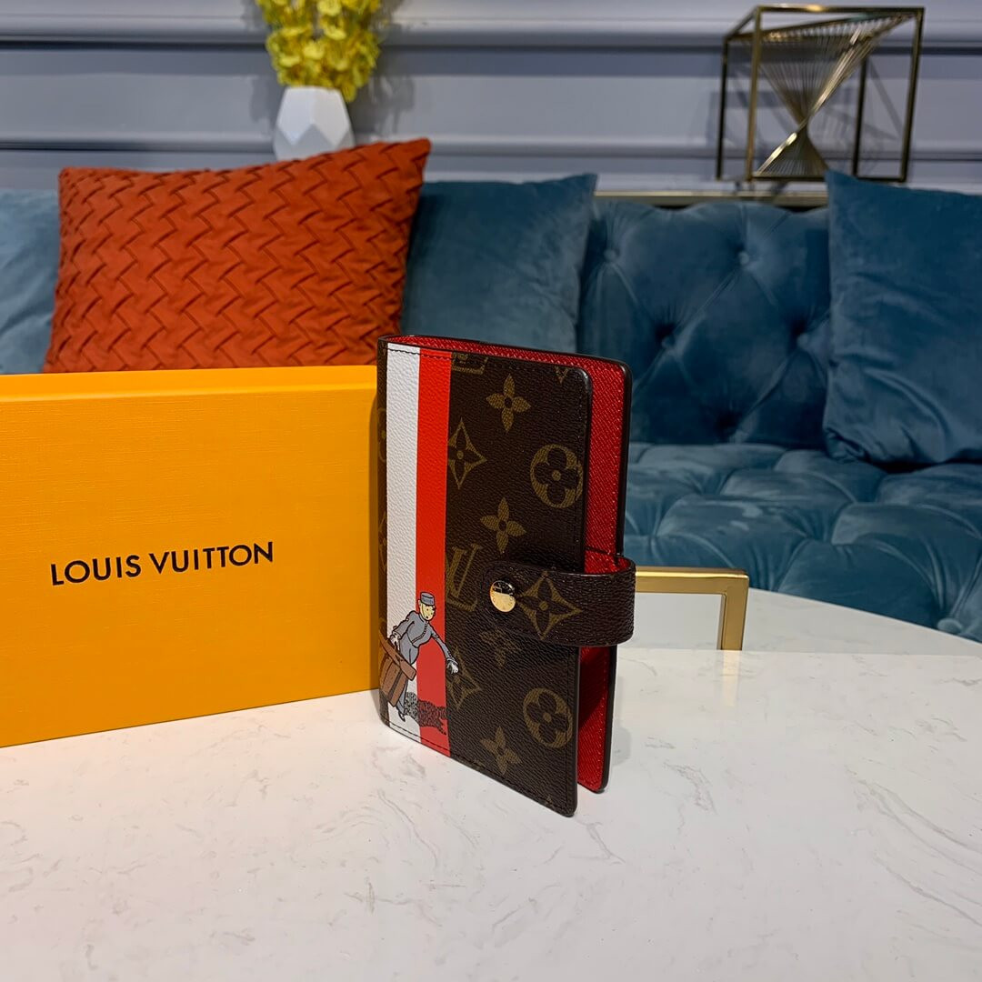 Louis Vuitton Tintin Groom Bellboy Small Ring Agenda Cover R20005