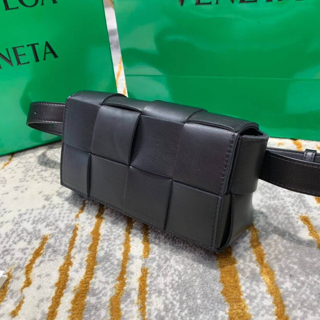 Bottega Veneta The Belt Cassette 639367