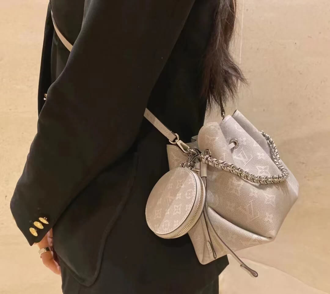 Louis Vuitton Mahina Bella Tote Bag M21886 Gris Souris Gray