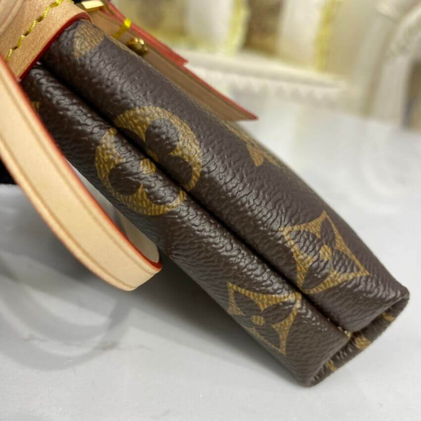 Louis Vuitton Mini Pochette Delightful M40309