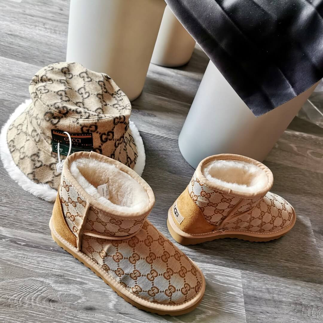 Gucci GG Wool Ankle Boot 599017