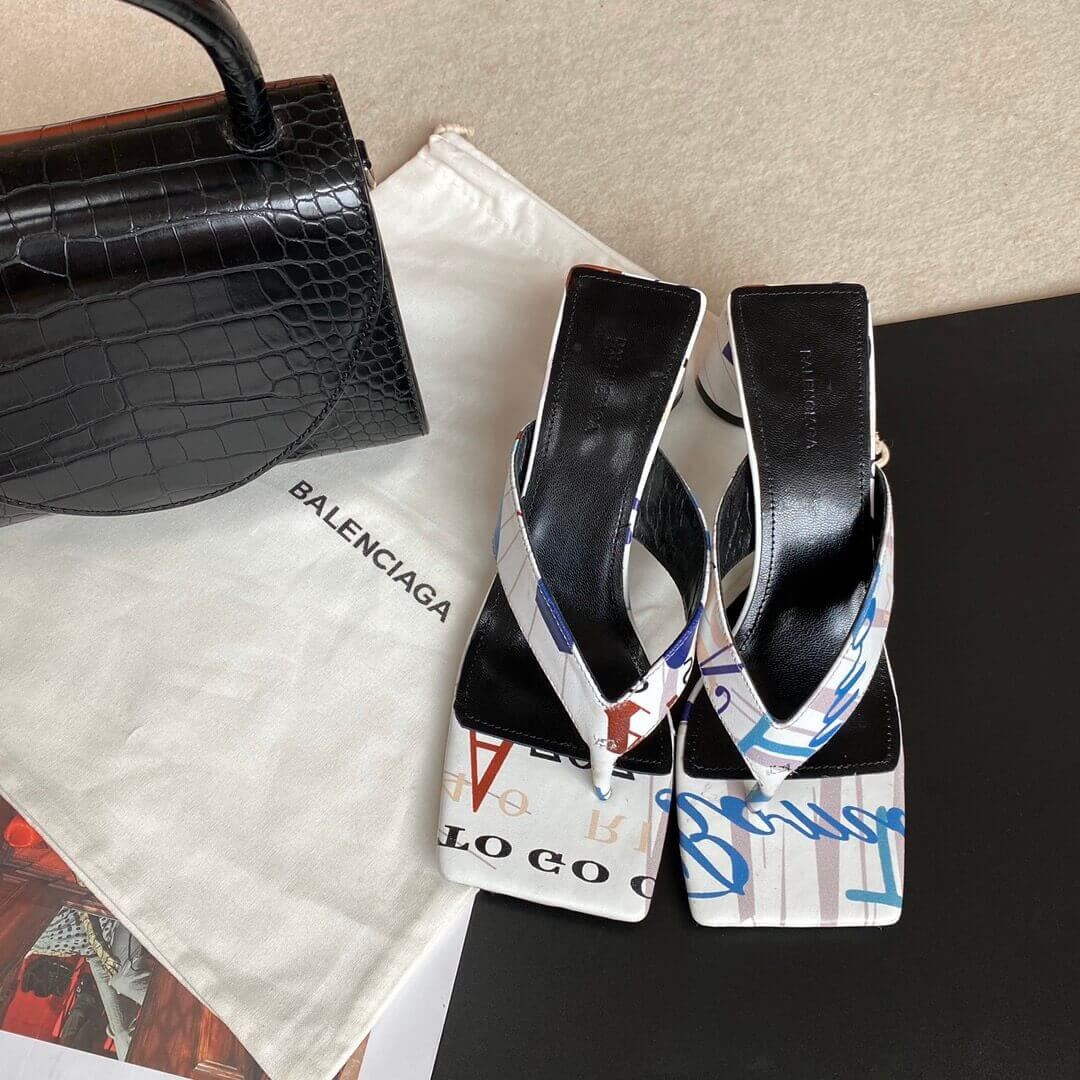 Balenciaga Logo T-bar sandals 434344-2