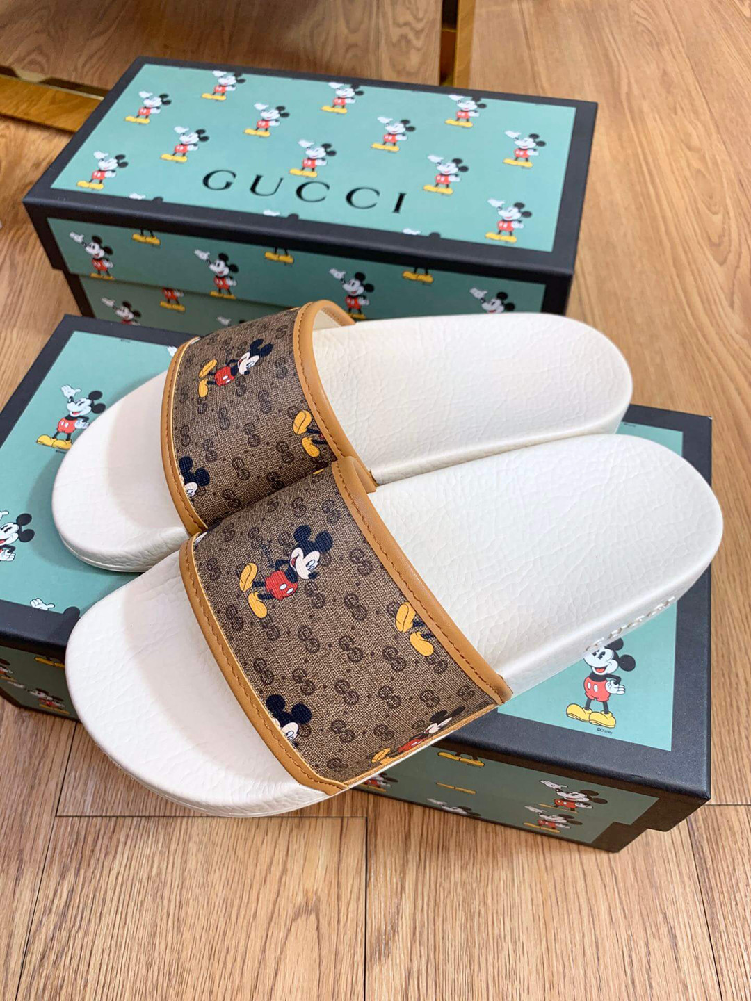 Gucci  GG Disney x Gucci slide 602075