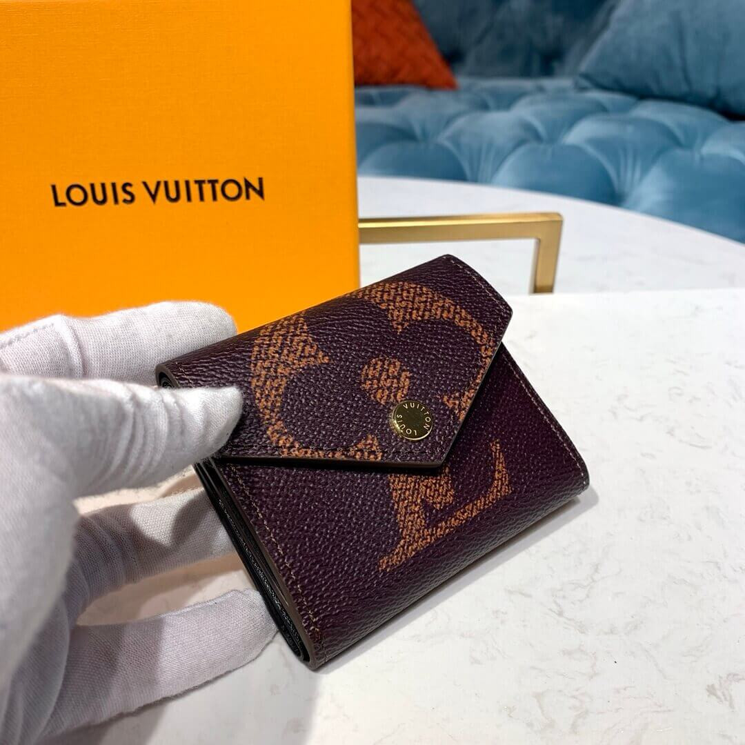 Louis Vuitton Monogram Canvas Zoe Wallet M62933