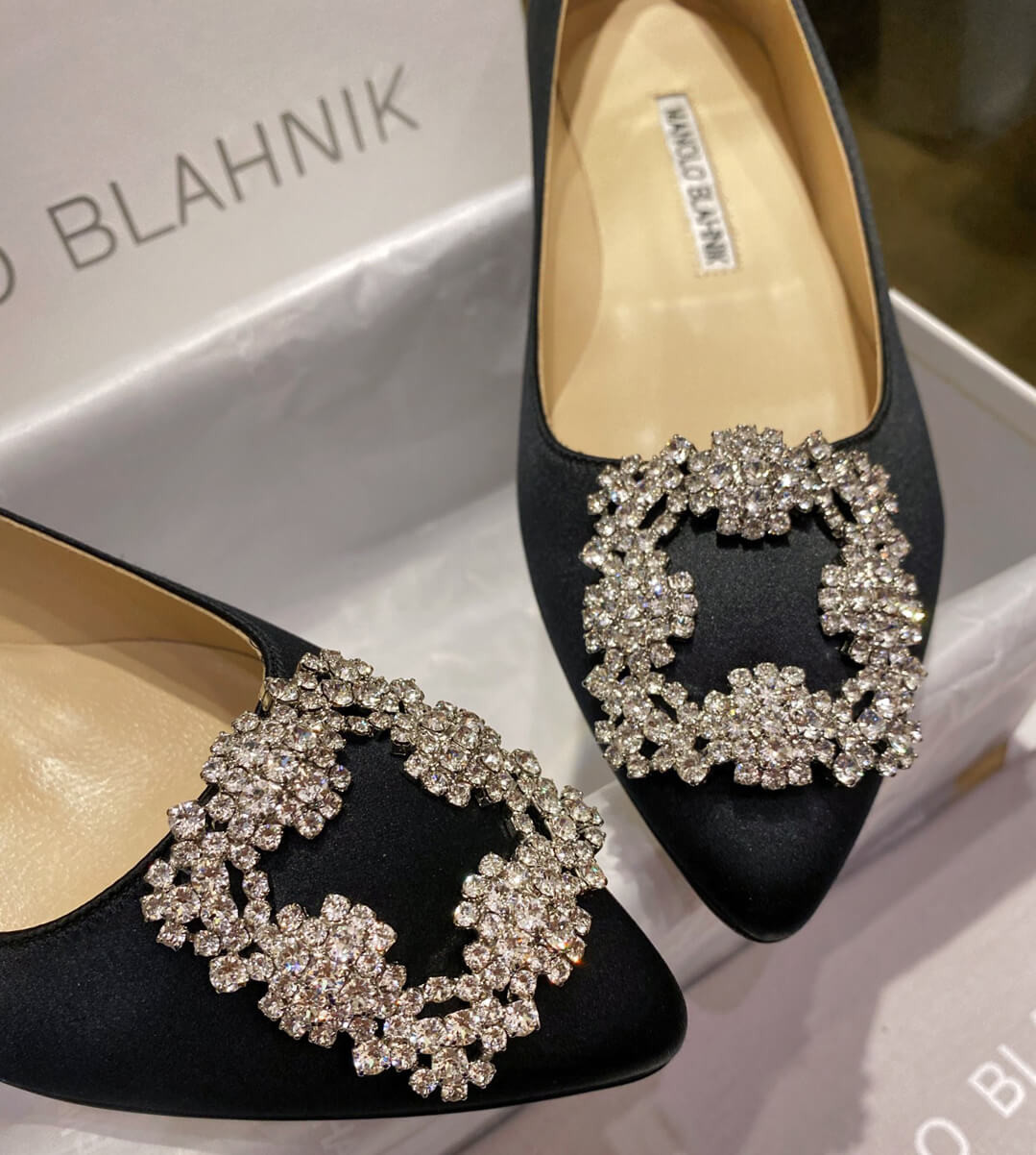 Manolo Blahnik Hangisi Flat