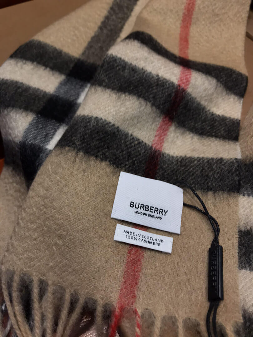 Burberry The Classic Check Cashmere Scarf 80181731 Beige