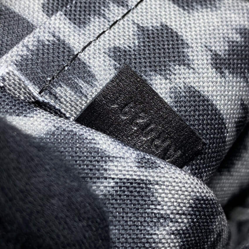 Louis Vuitton Neverfull MM M45818 M45819