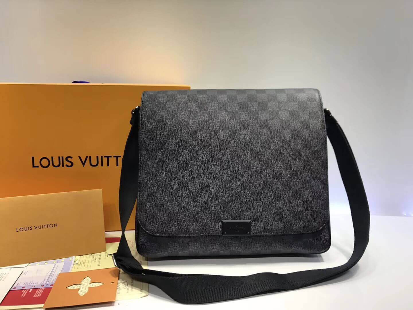 Louis Vuitton Damier Graphite Canvas District MM N41272