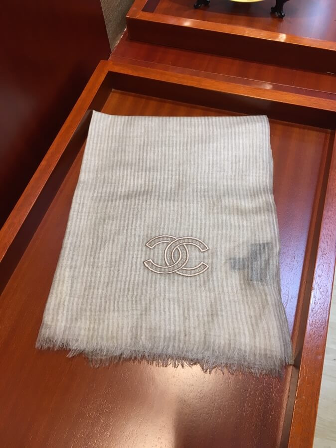 Chanel Cashmere Stole B02021