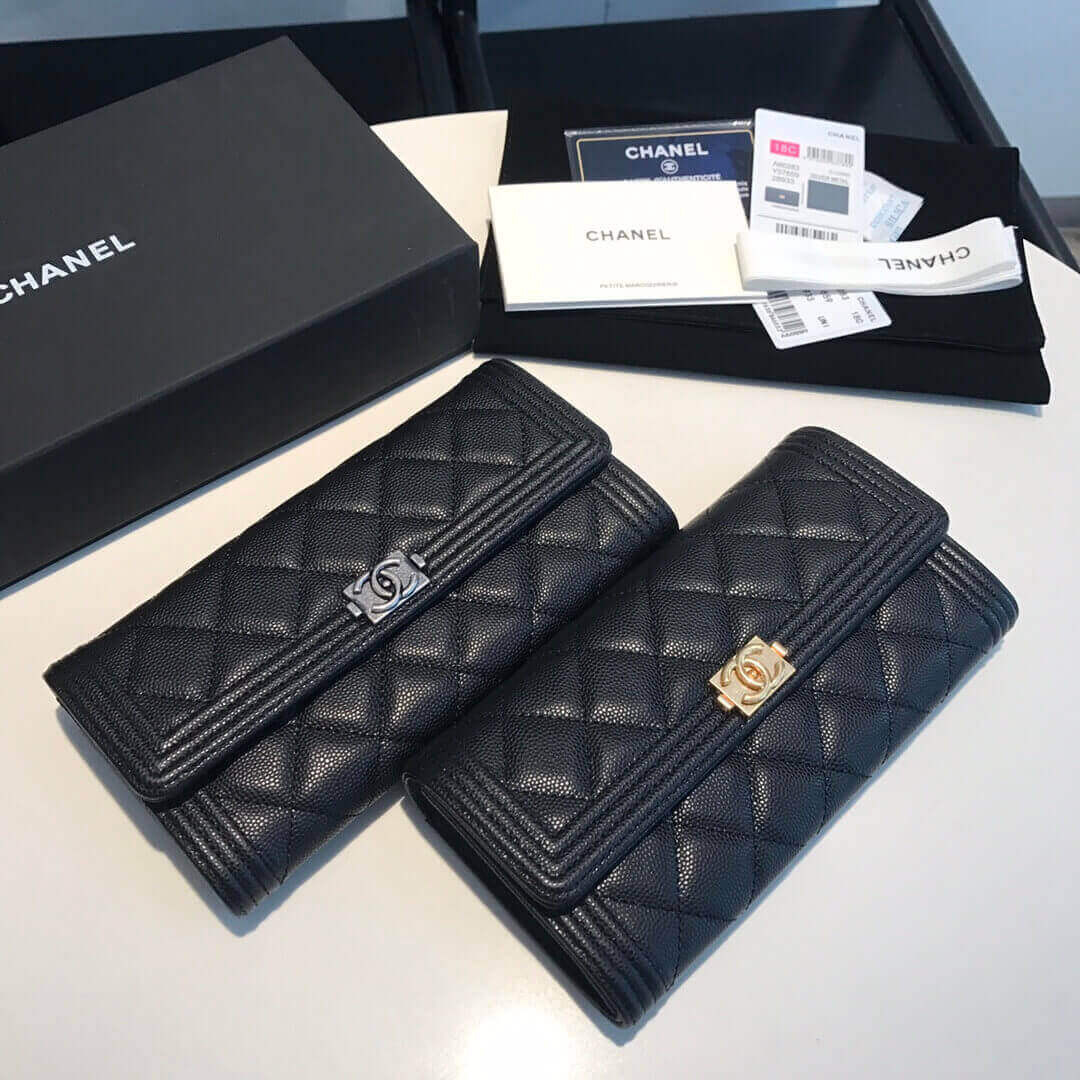 Chanel Grained Calfskin Leboy Flap Wallet A80283