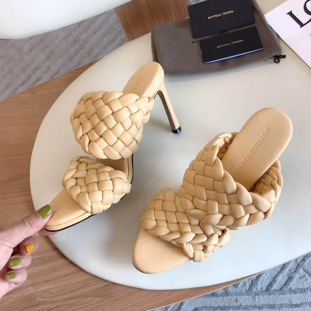 Bottega Veneta BV Curve Sandals 618757 Beige