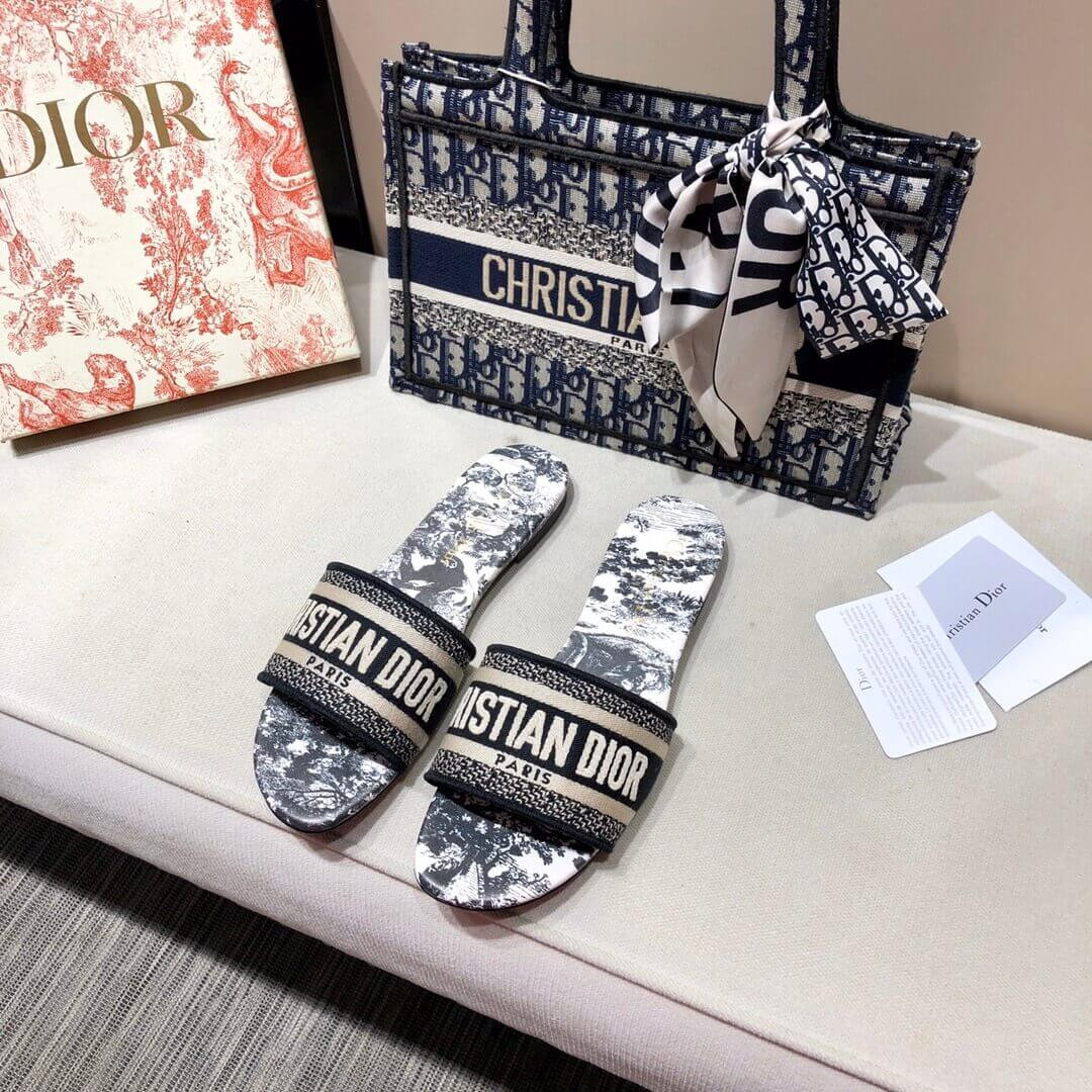 Dior Dway Mule In Embroidered Cotton KCQ3006