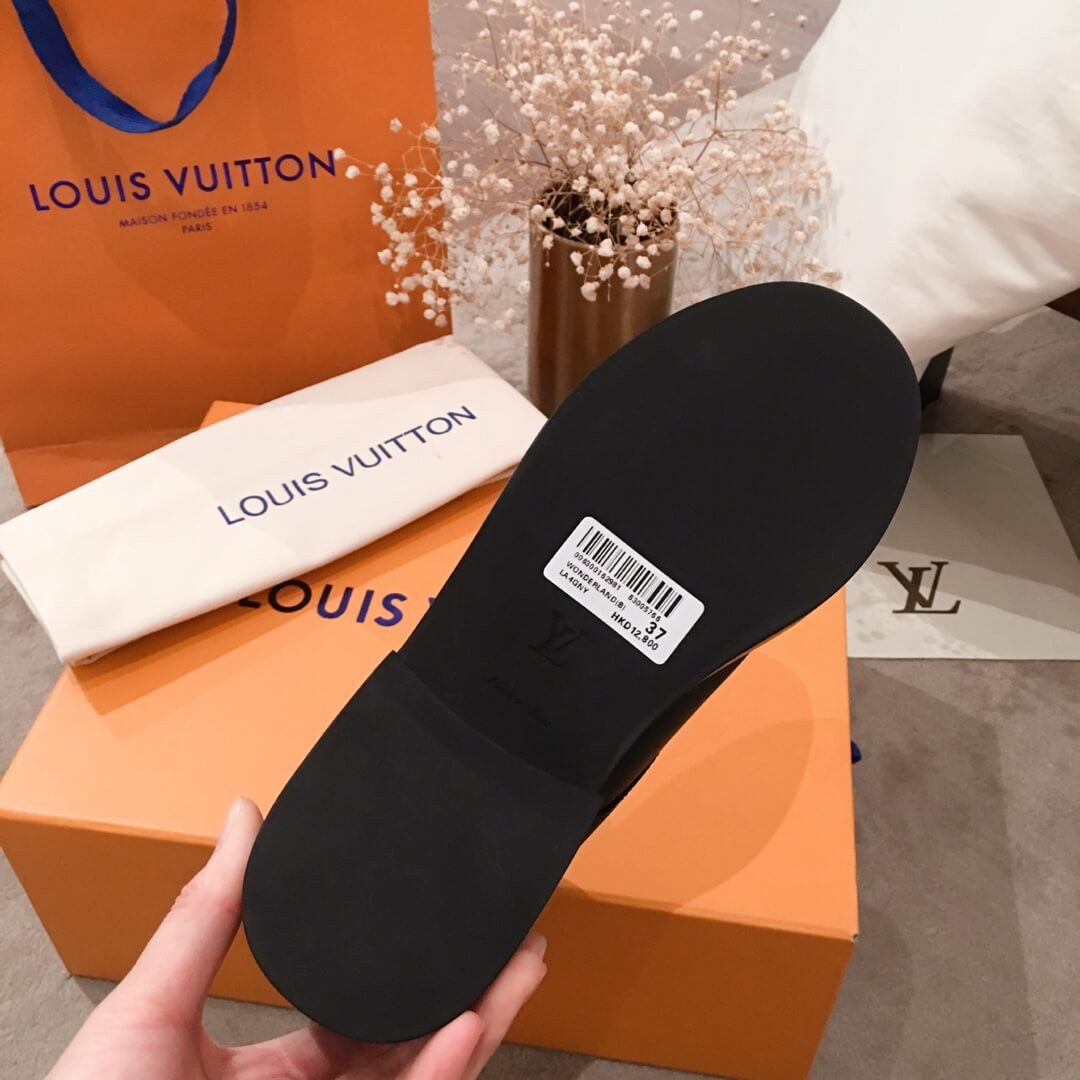 Louis Vuitton Wonderland Flat Ranger Boot 1A2Q4N