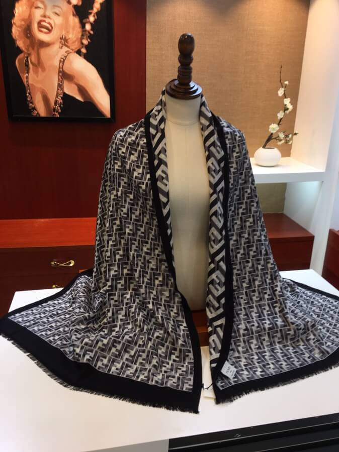 Fendi Cashmere FF Maxi Stole 899A