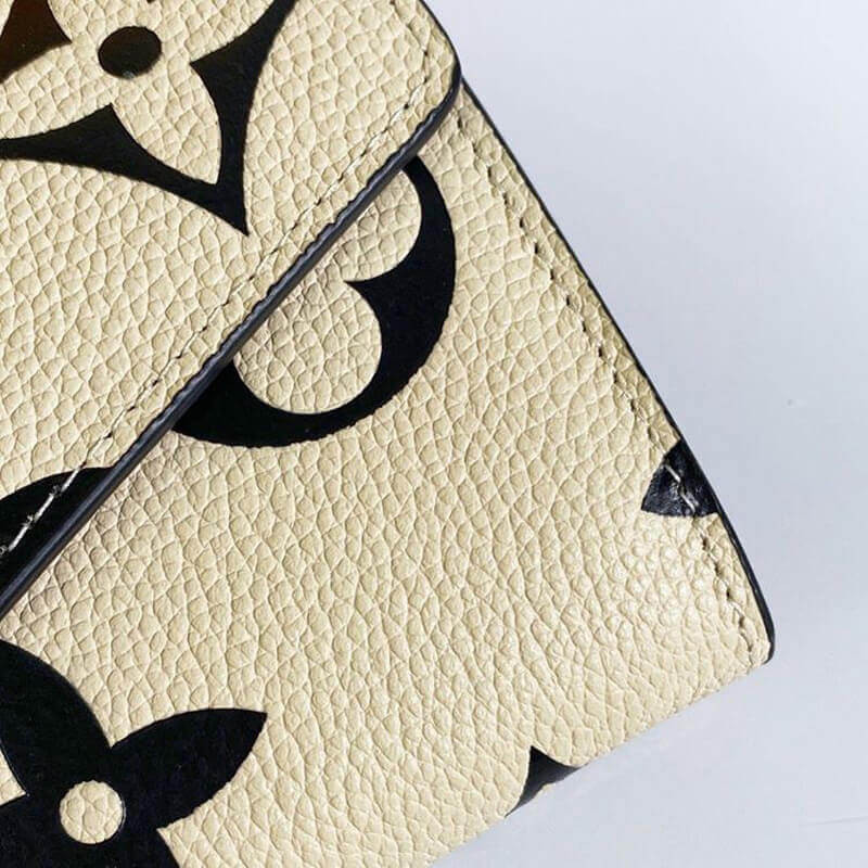 Louis Vuitton LV Crafty Sarah Wallet M69514