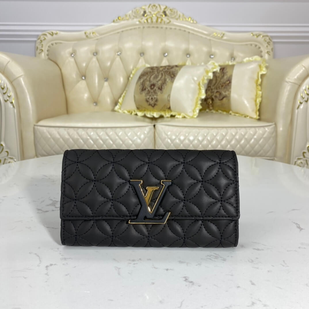 Louis Vuitton Capucines Wallet M68590