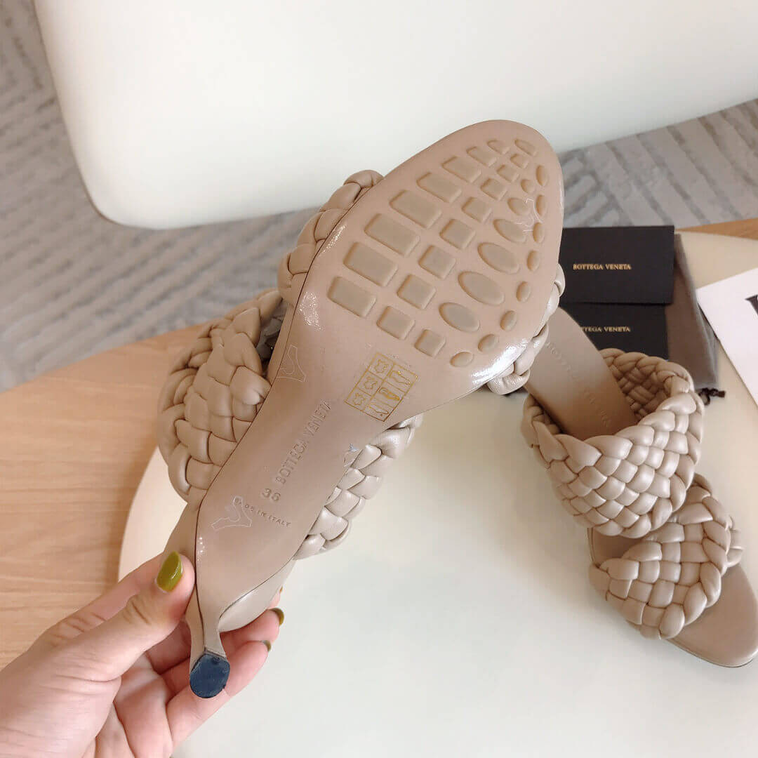 Bottega Veneta BV Curve Sandals 621213 Tapioca