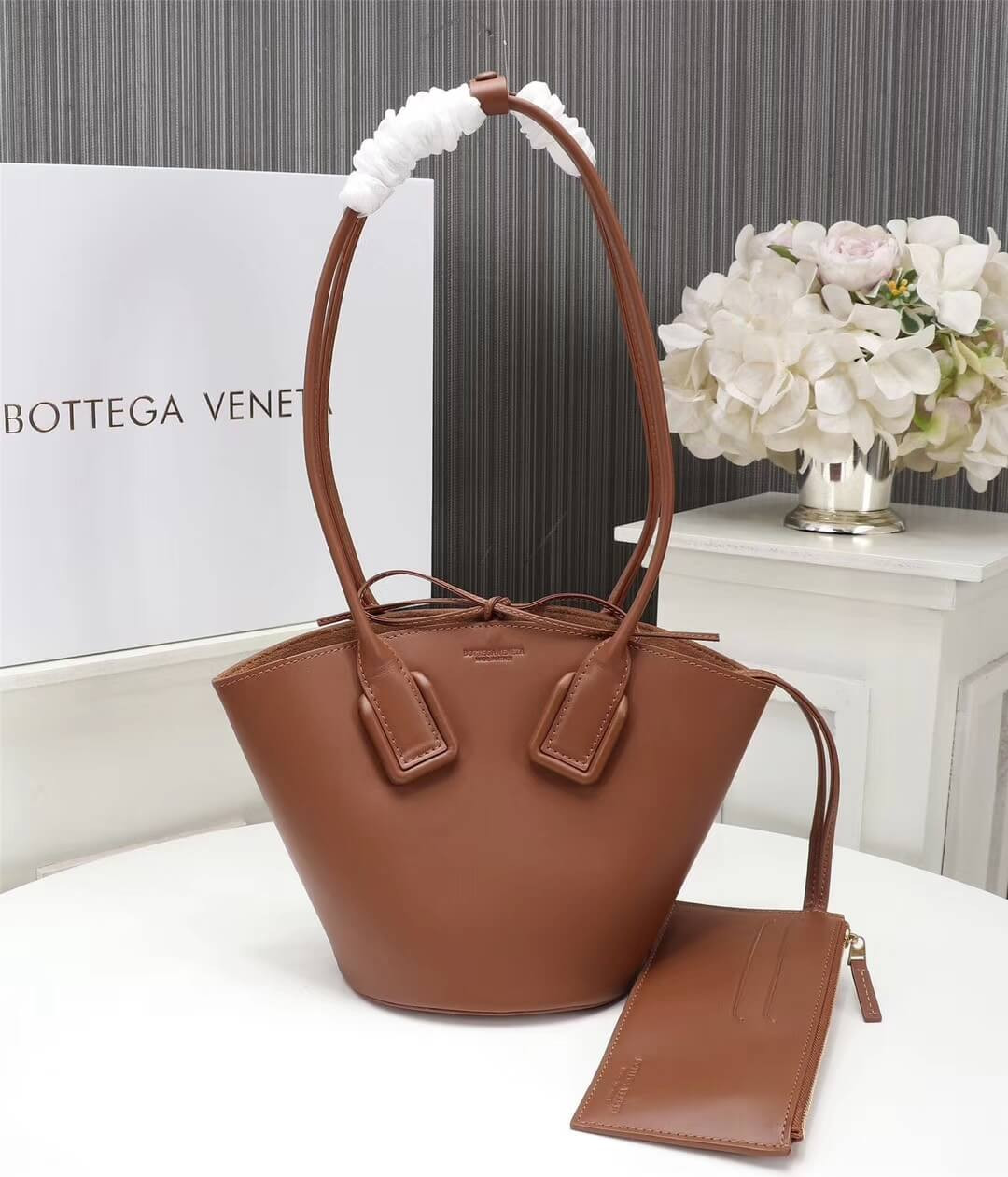 Bottega Veneta Mini Basket Tote 423168