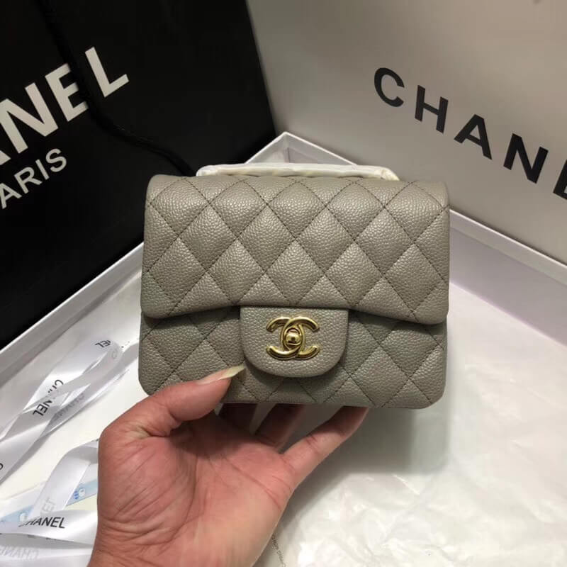 Chanel Caviar Leathe 17cm Classic Flap Bag 1115
