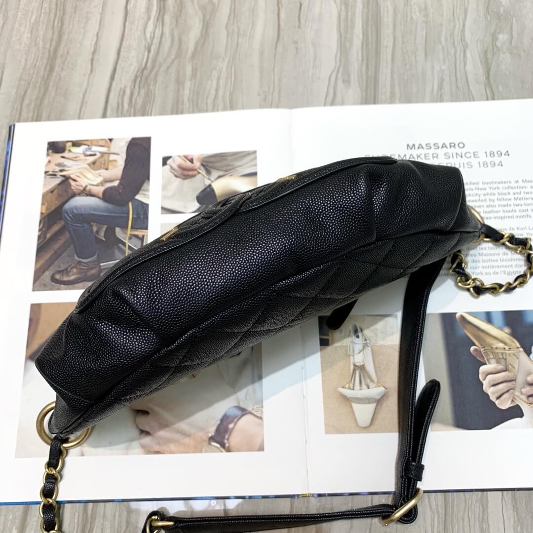 Chanel Quilted Caviar Clafskin Waist Bag S0929
