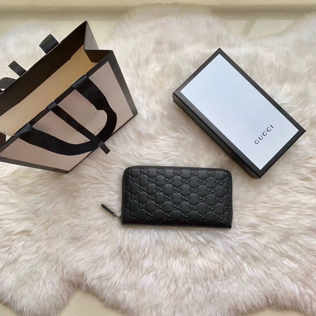 Gucci Signature Zip Around Wallet 233194