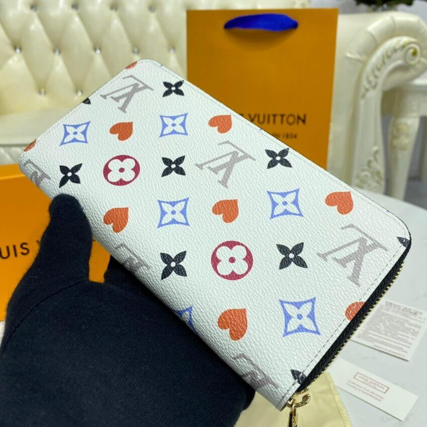 Louis Vuitton Game On Zippy Wallet M57491