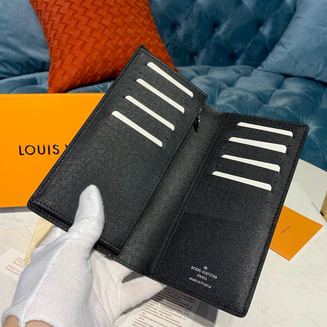 Louis Vuitton Brazza Wallet M67910 M67911