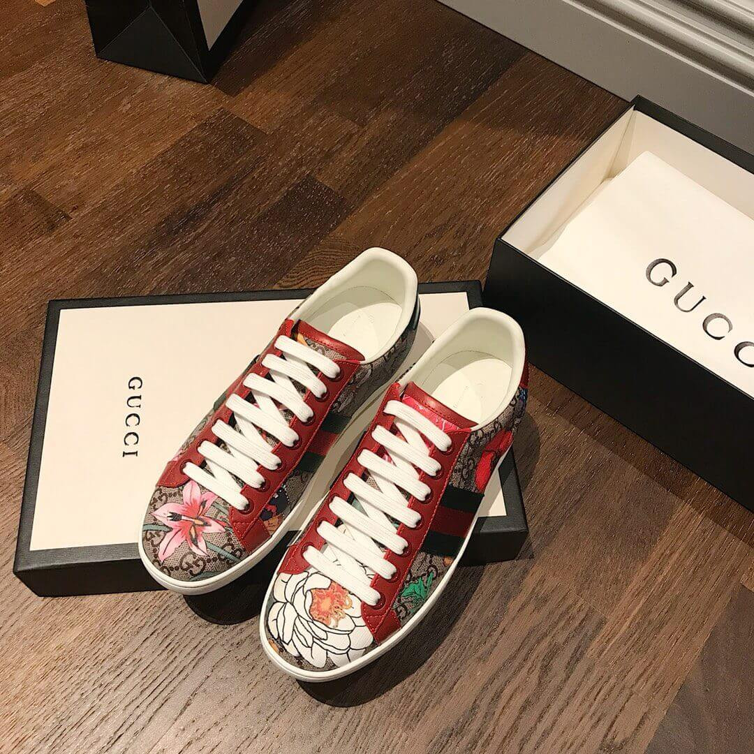 Gucci Ace GG Flora Sneaker 433900