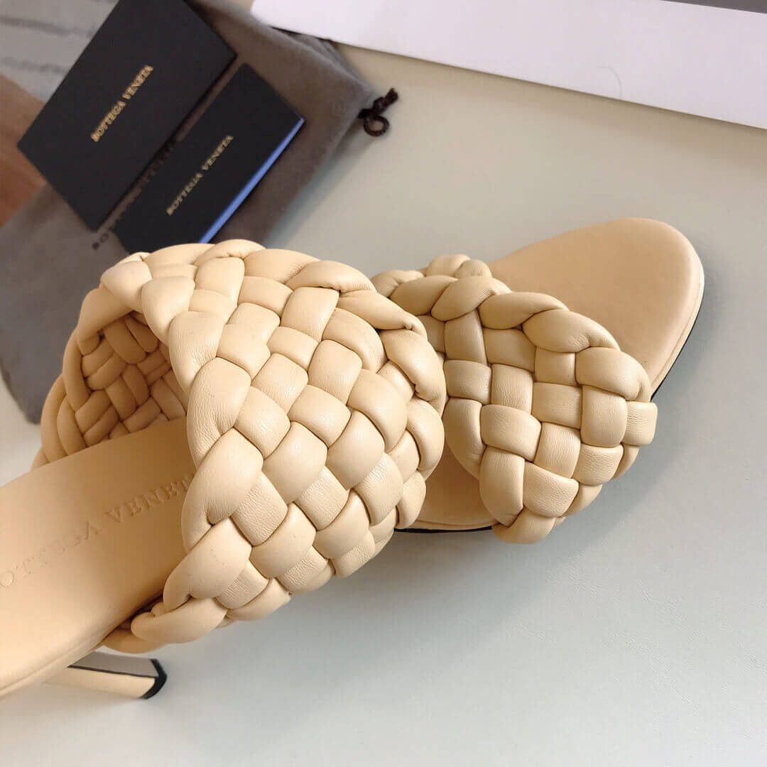 Bottega Veneta BV Curve Sandals 618757 Beige