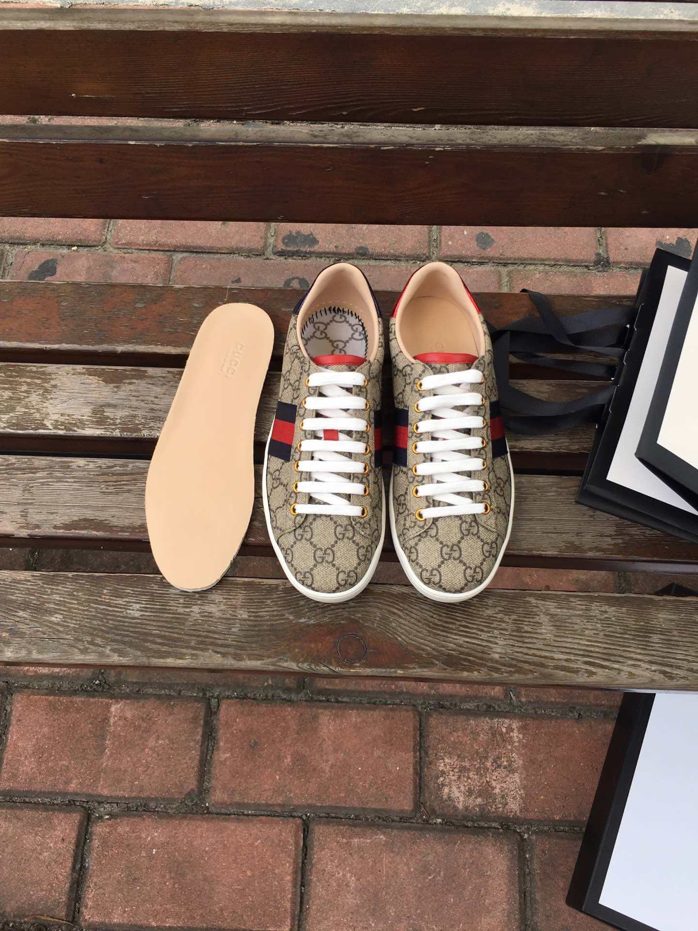 Gucci Ace GG Supreme Sneaker 499410