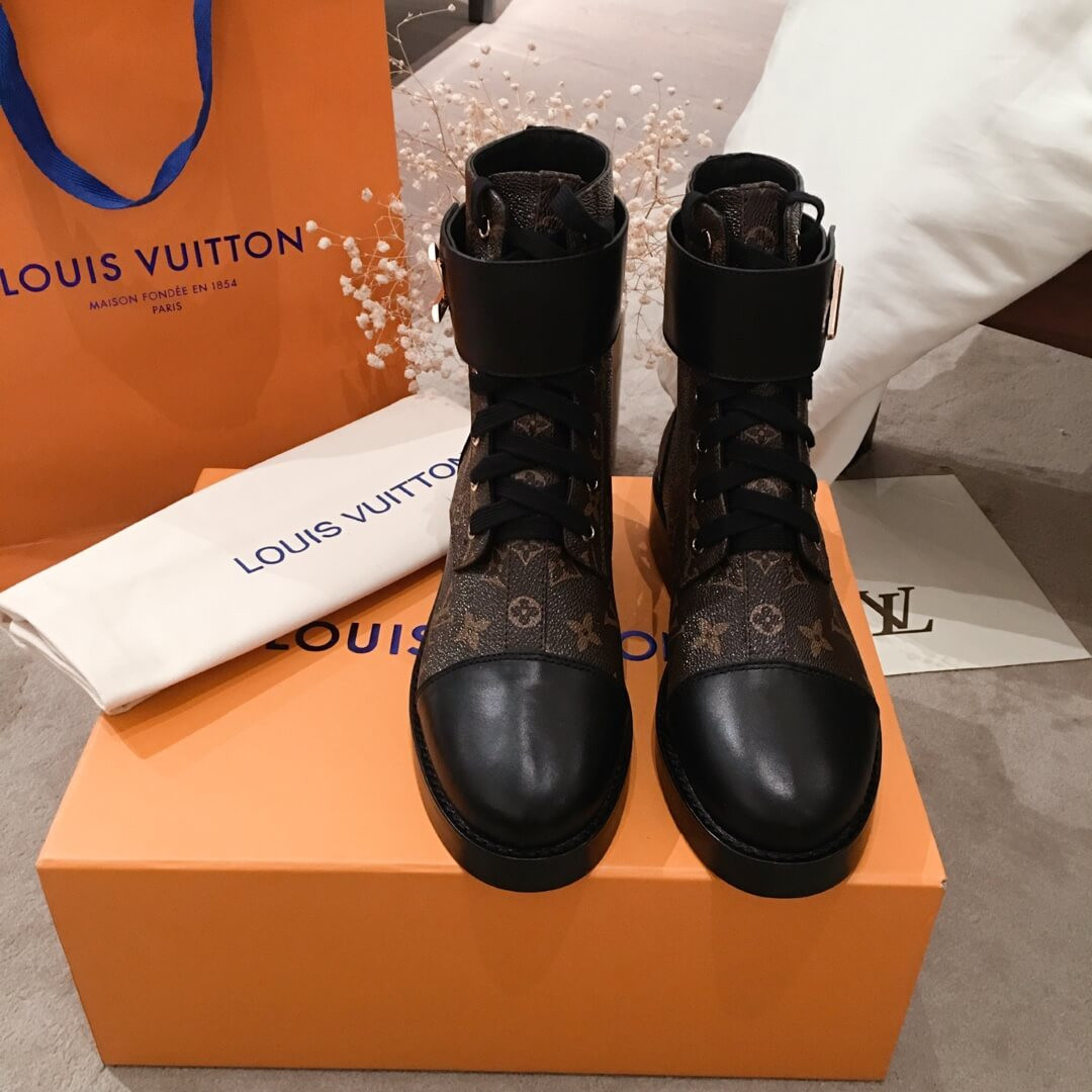 Louis Vuitton Wonderland Flat Ranger Boot 1A2Q3N