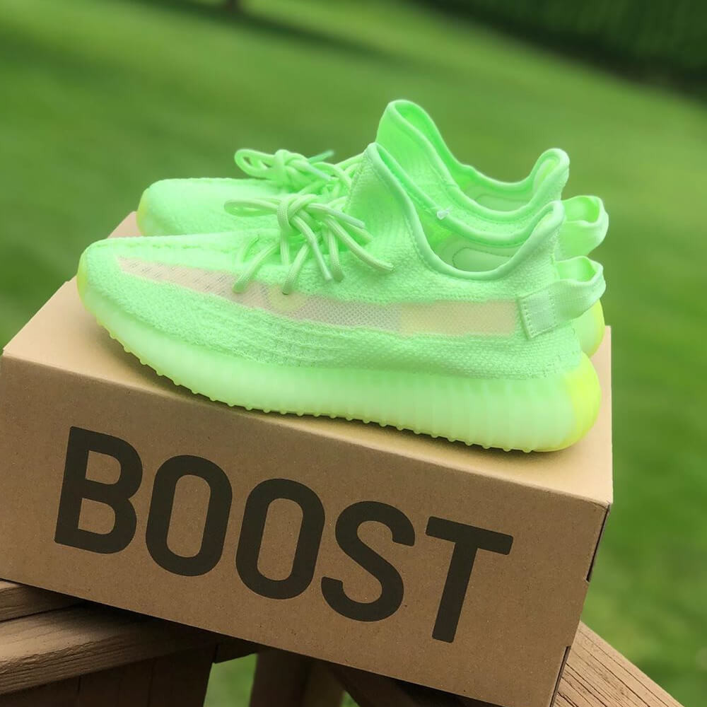 Adidas Yeezy Boost 350 V2 Glow AH2211