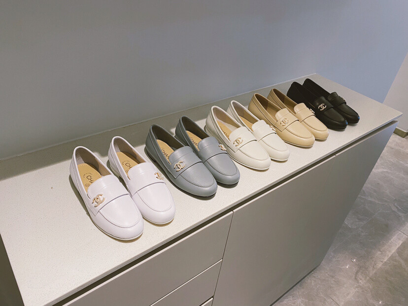 Chanel Loafers G35632