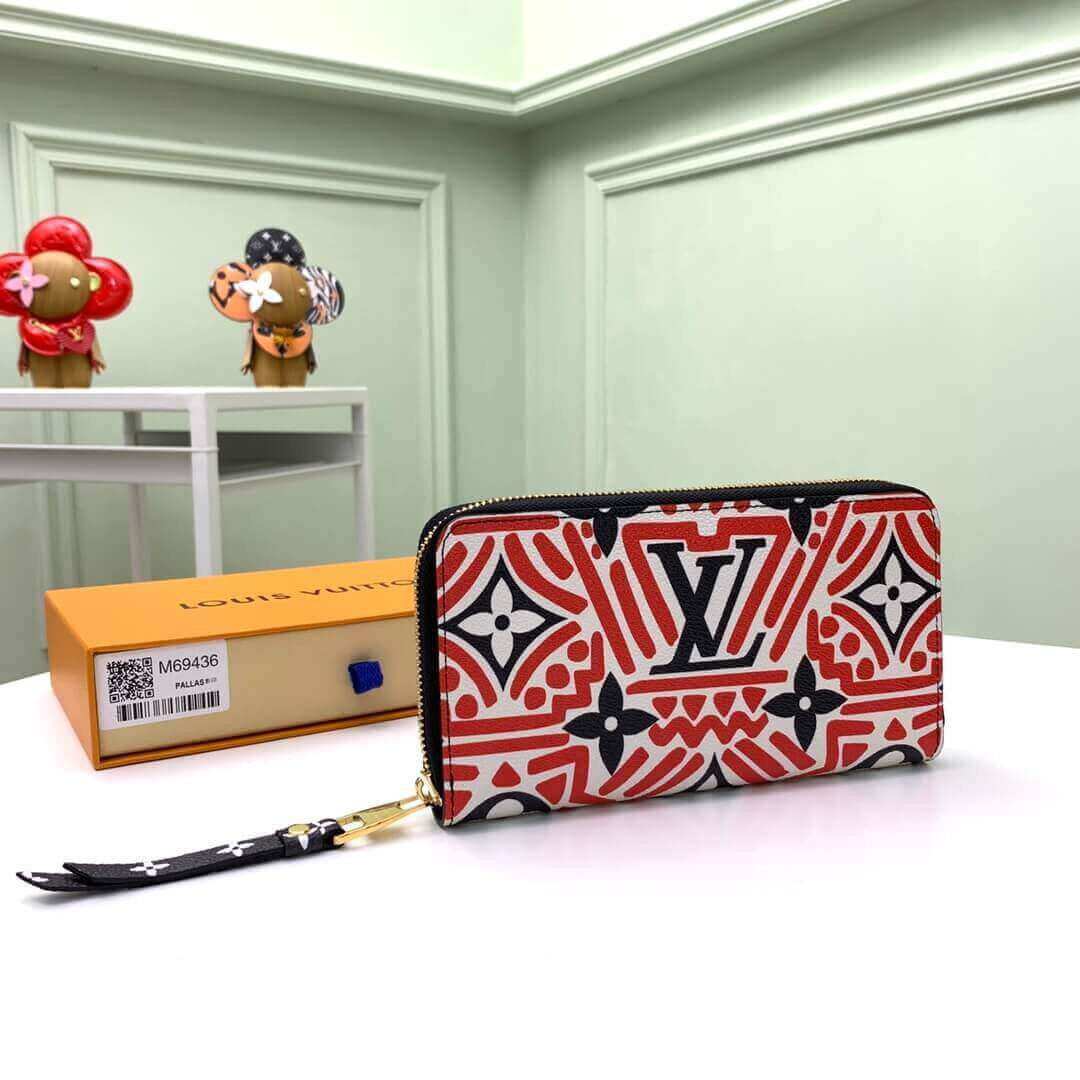Louis Vuitton LV Crafty Zippy Wallet M69436