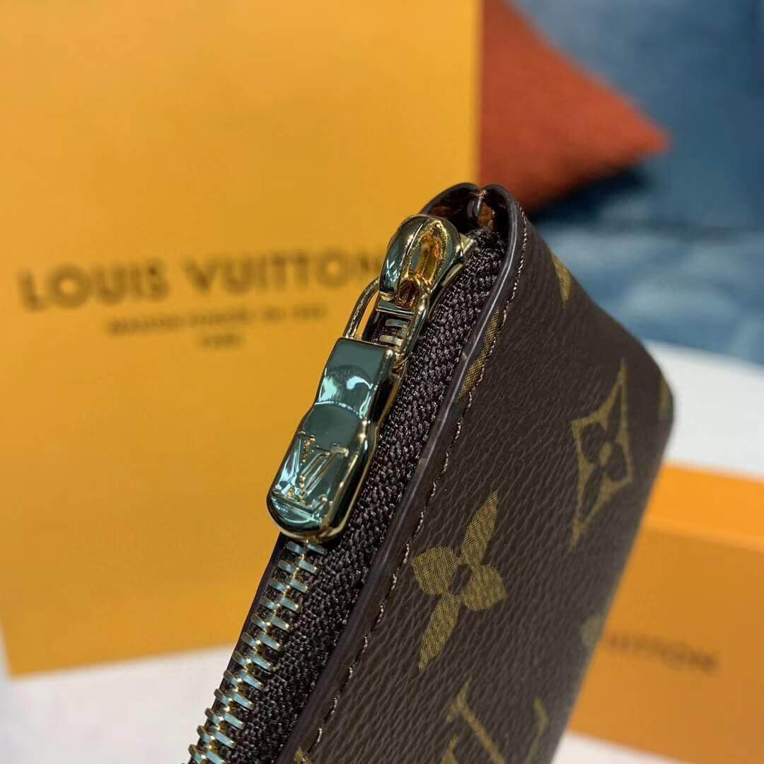 Louis Vuitton Monogram Canvas Key Pouch M62650