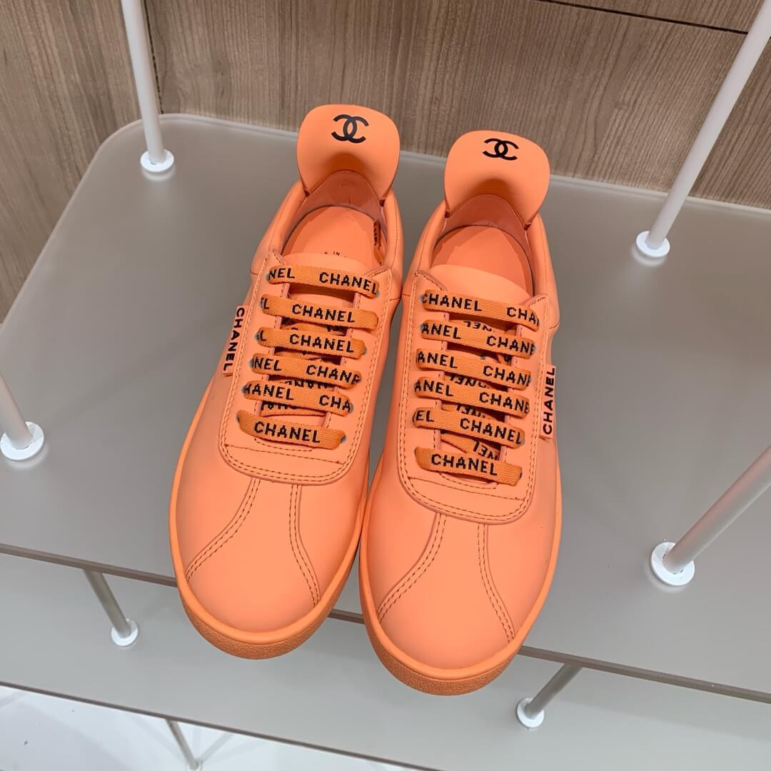 Chanel Leather  Weekender Sneakers G99693