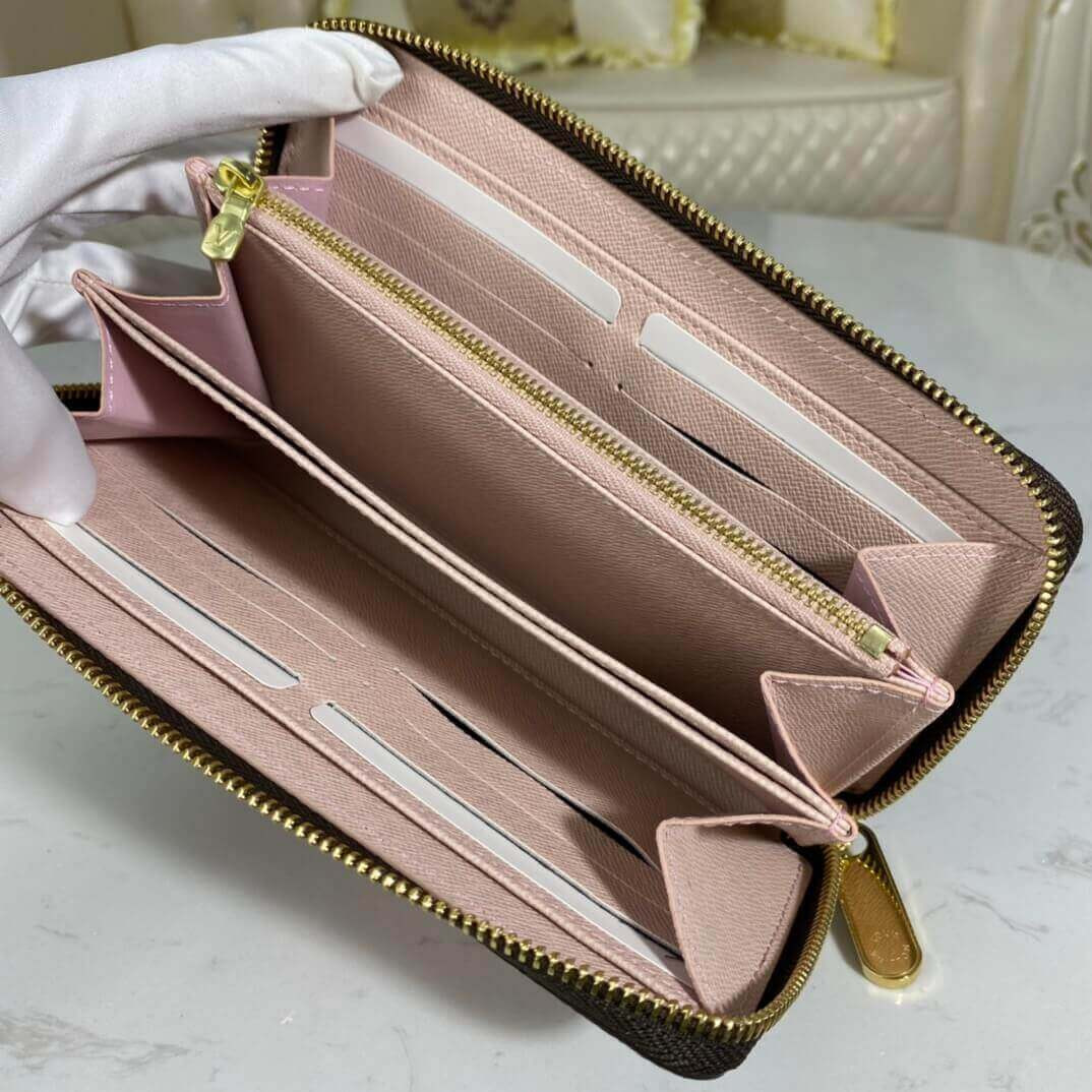 Louis Vuitton Christmas Animation 2020 Zippy Wallet M69753