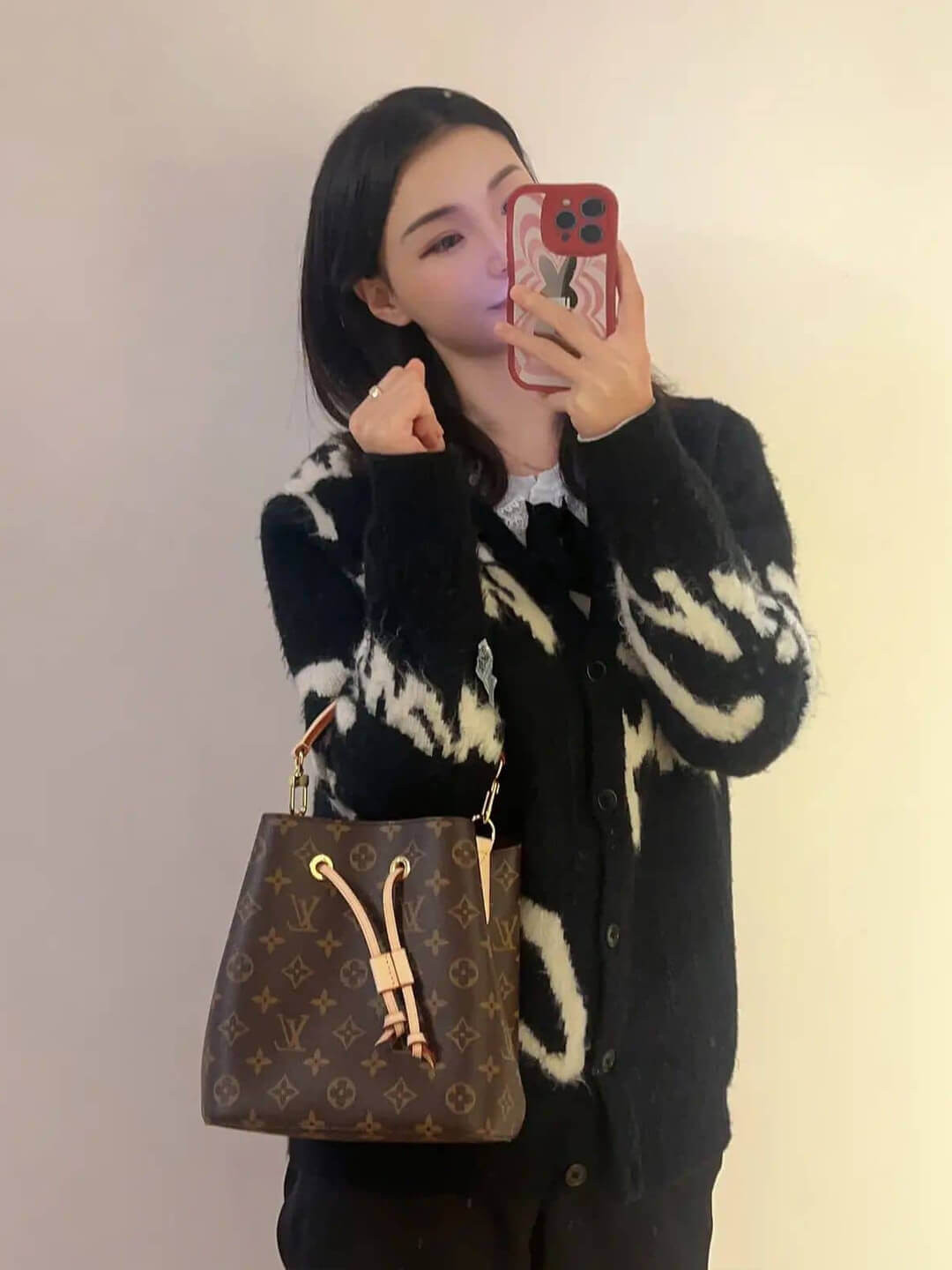 Louis Vuitton Monogram NeoNoe BB Bucket Bag M46581