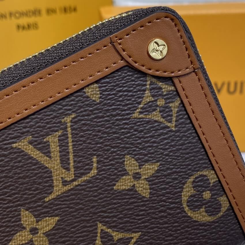 Louis Vuitton Monogram Zippy Wallet Trunk M80558