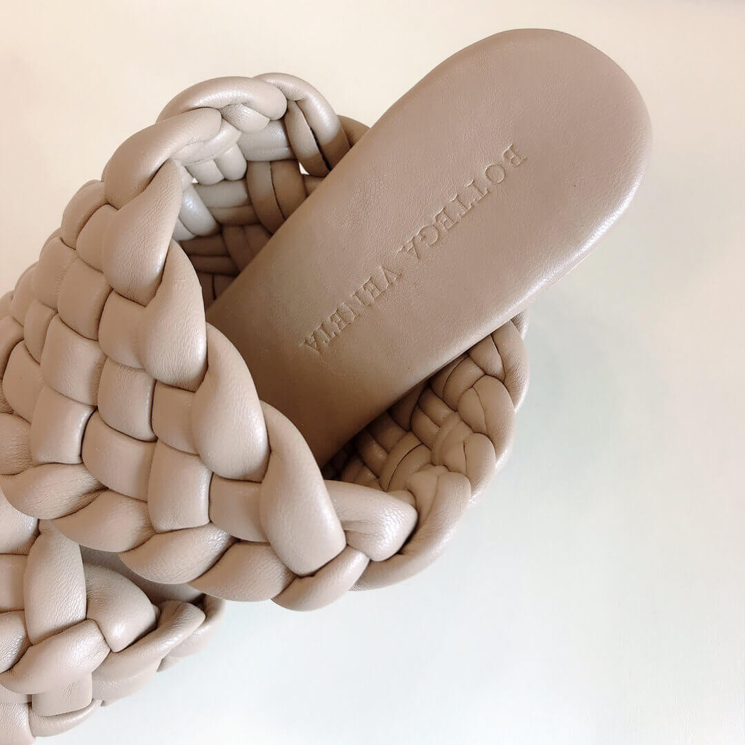 Bottega Veneta BV Curve Sandals 621213 Tapioca