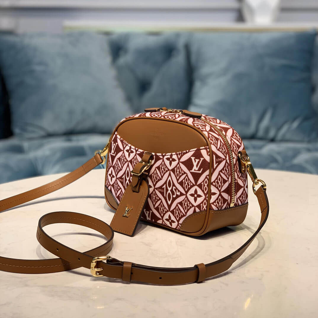 Louis Vuitton Denim Camera Bag M45528