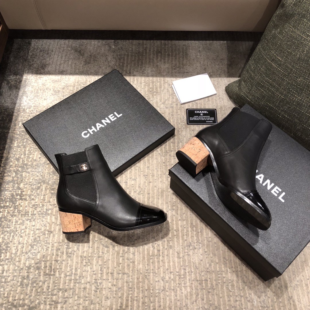 Chanel Ankle Boots G35046