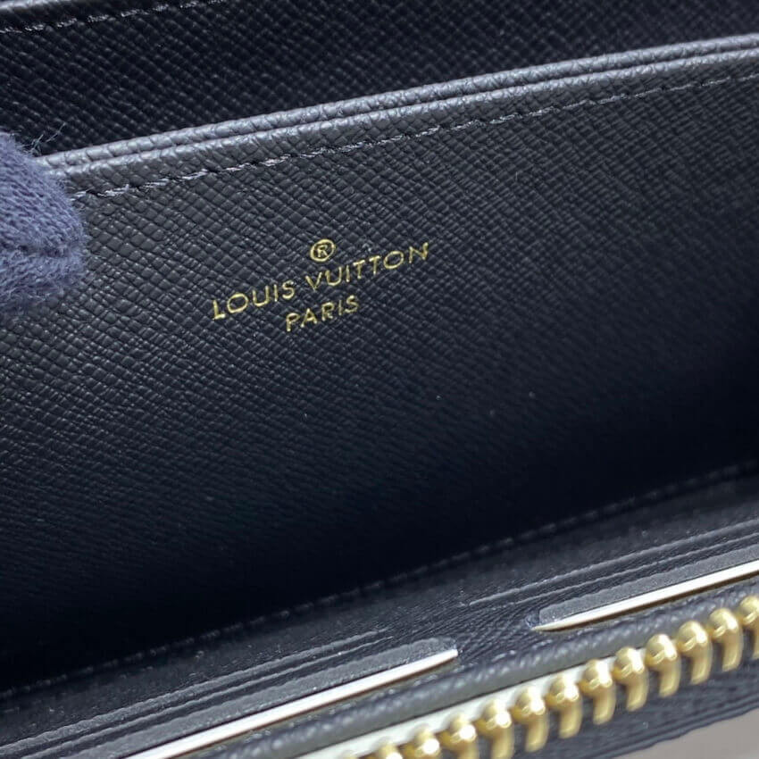 Louis Vuitton Game On Zippy Wallet M57491