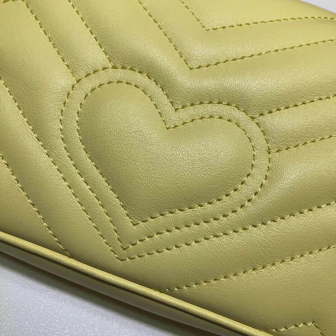 Gucci GG Marmont Matelassé Super Mini Bag 476433