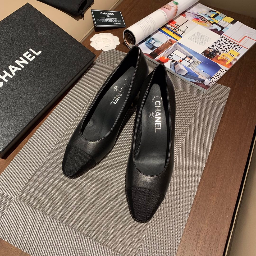 Chanel Two Tone Suede Satin Cap Toe Pumps G35802