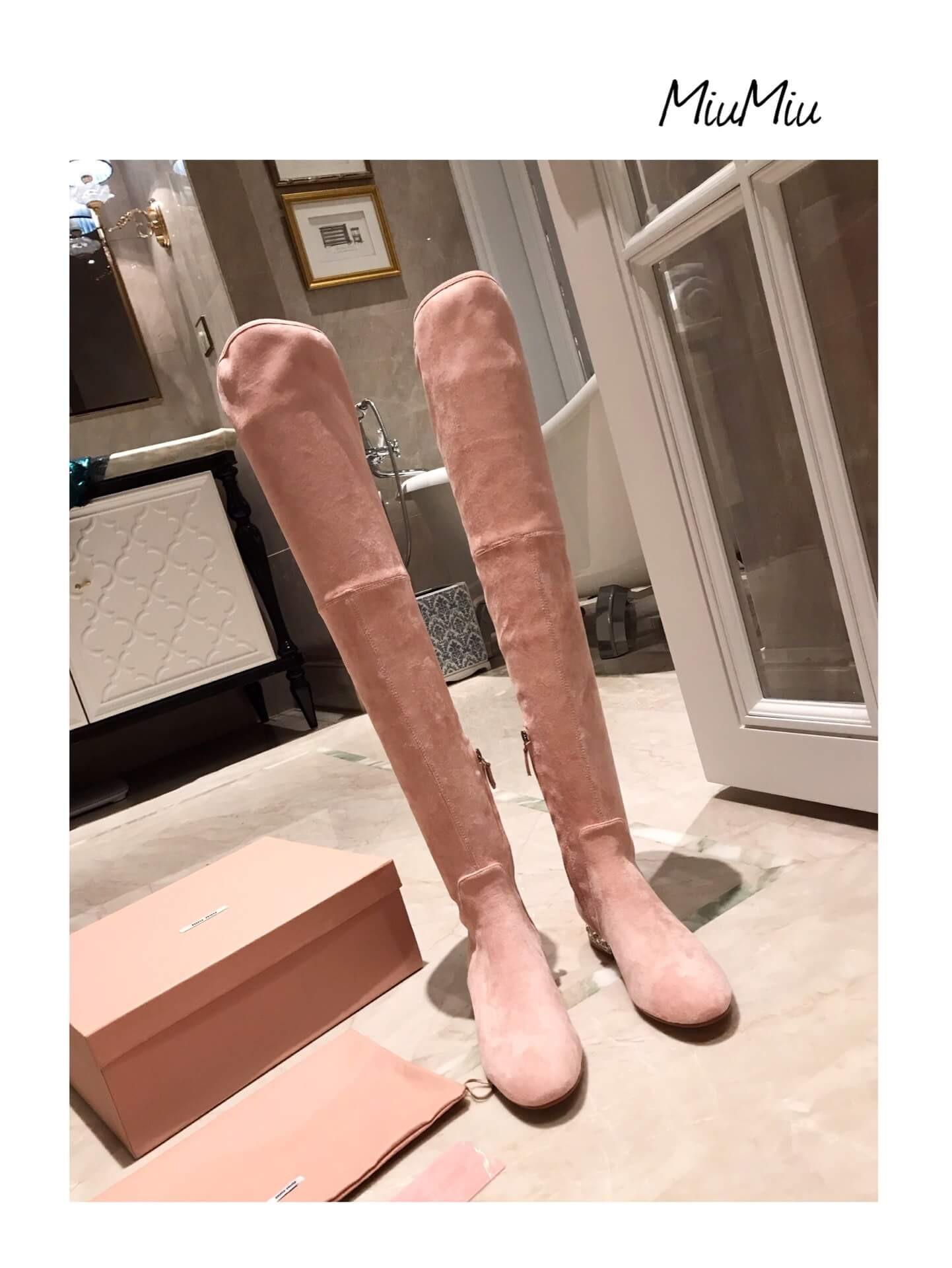 Miu Miu Hight Suede Boots 5W678G