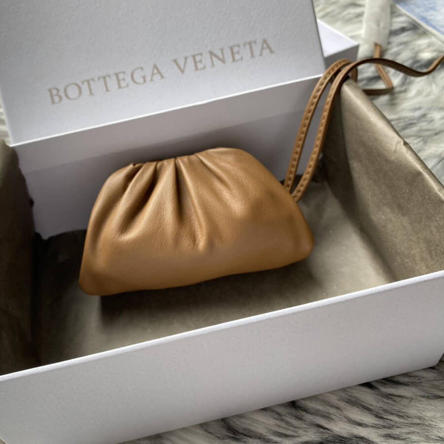 Bottega Veneta The Pouch Mini Leather Clutch 1364361