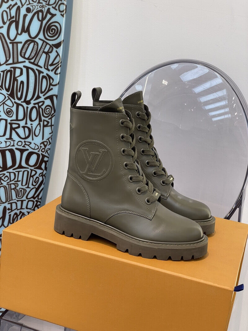 Louis Vuitton Territory Flat Ranger 1A94RE Khaki