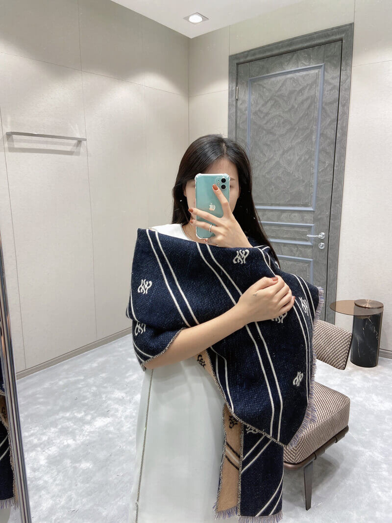 Fendi Wool Scarf In Beige/Blue FXT085